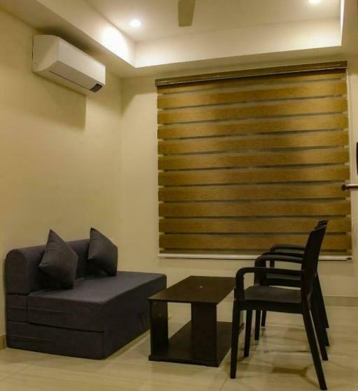 Hotel Rr Mount Elite Suites