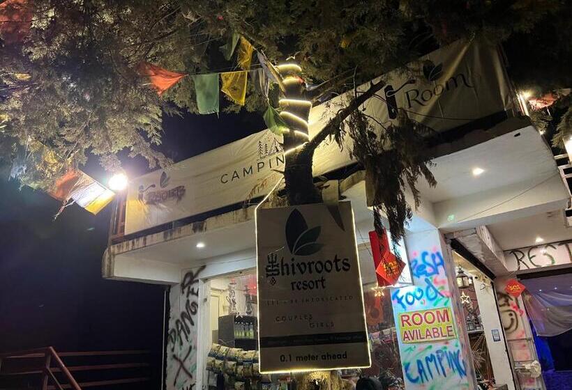 فندق Shivroots Resort