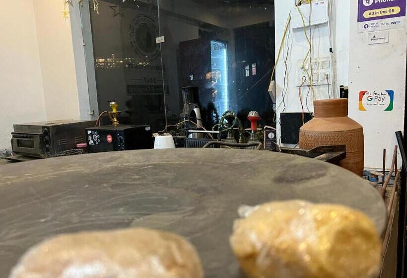 בית מלון כפרי Shivroots Resort