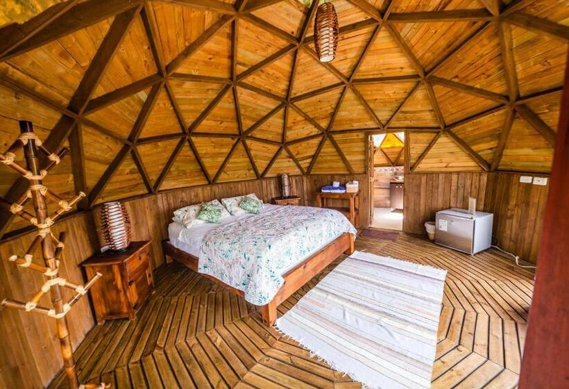 Отель Tambo Eco