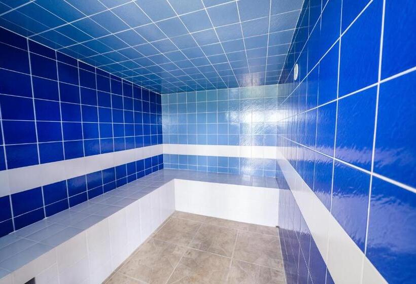 Отель Tambo Eco