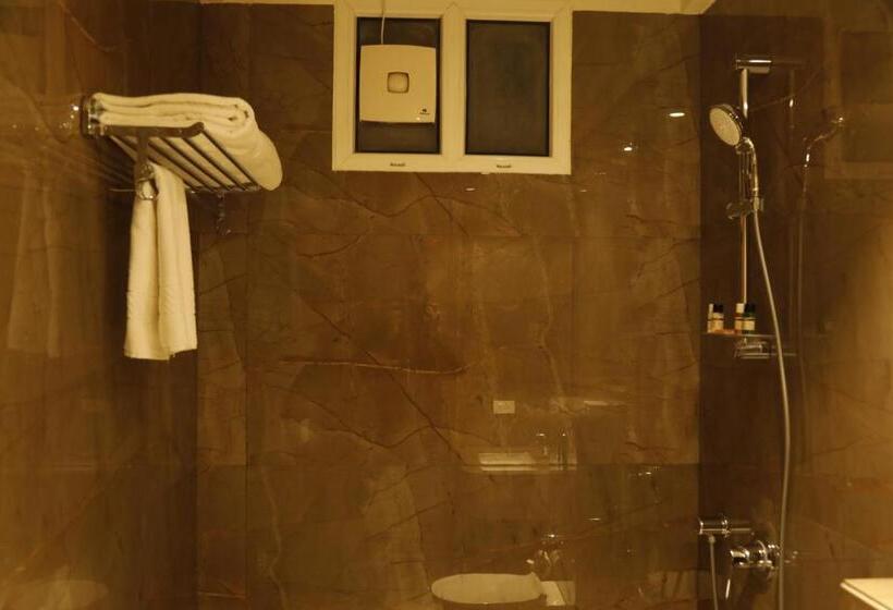 ホテル The Royal Vista