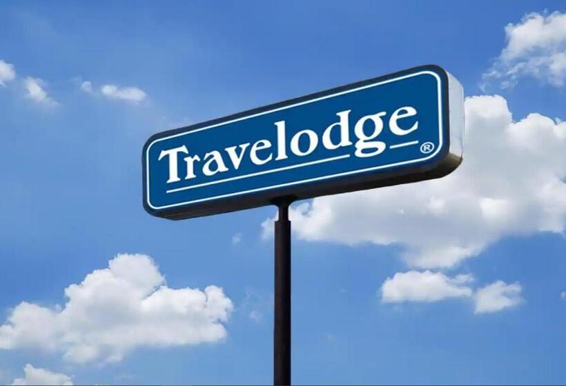 Отель Travelodge By Wyndham Rockford South
