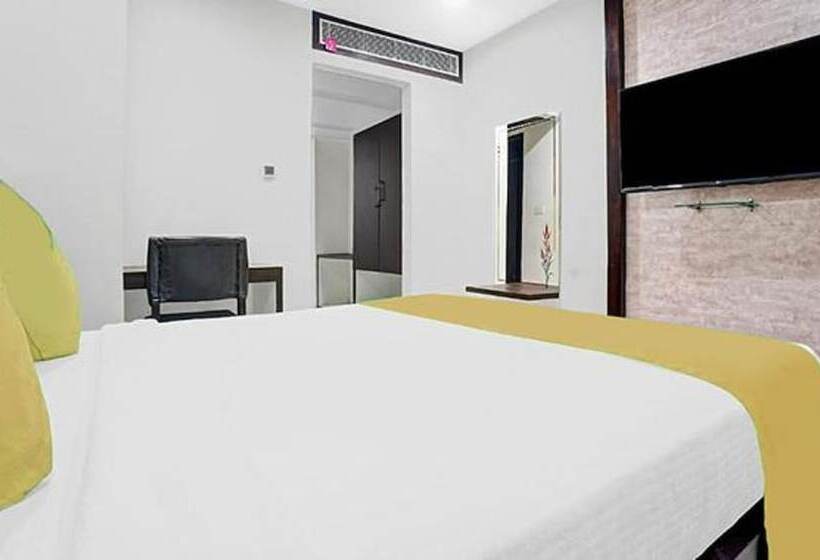 Hotel Treebo Madhuvan Grand