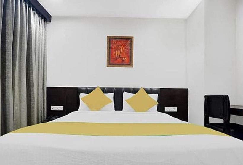 Hotel Treebo Madhuvan Grand