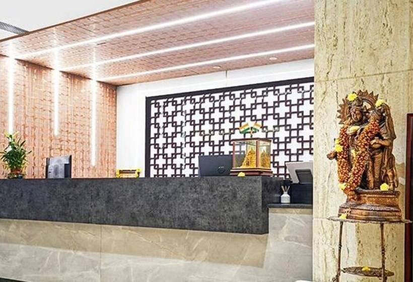 Hotel Treebo Madhuvan Grand