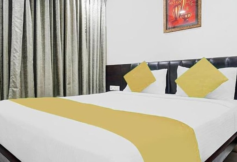 Hotel Treebo Madhuvan Grand