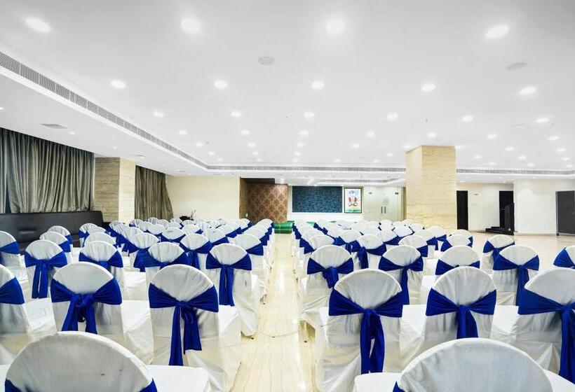 Hotel Treebo Madhuvan Grand