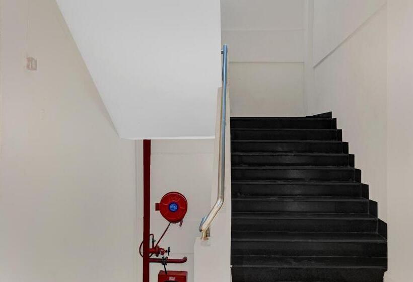 Hotel Treebo Madhuvan Grand