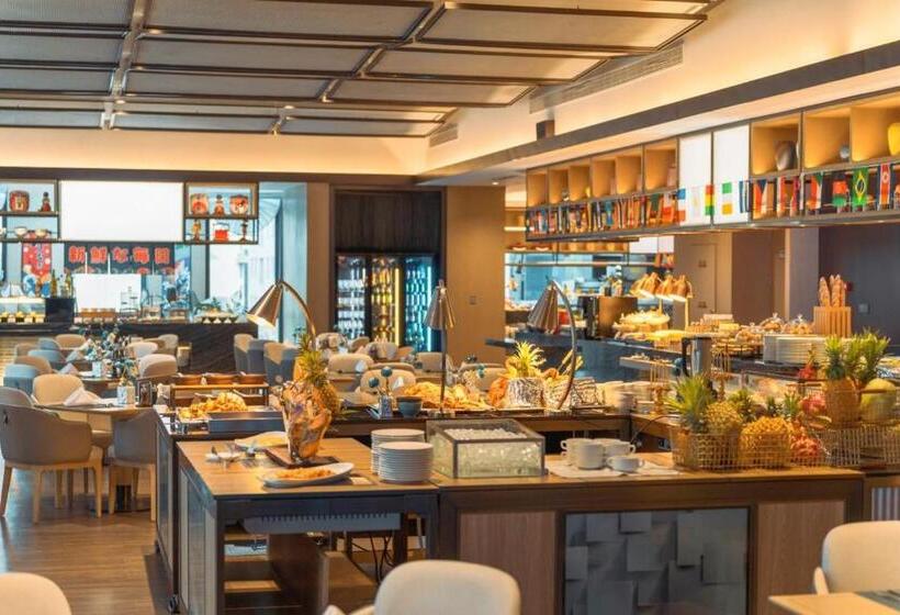 Отель Wyndham Handan Congtai