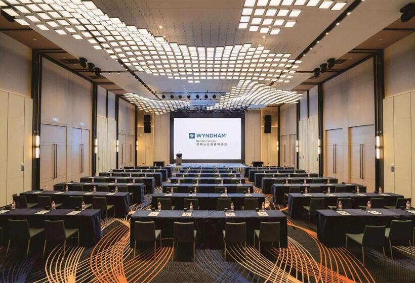 Отель Wyndham Handan Congtai
