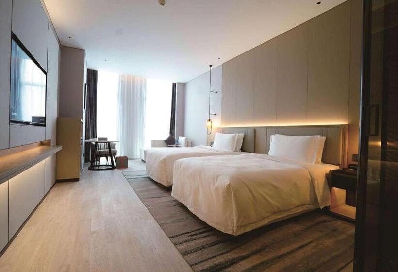 Отель Wyndham Handan Congtai