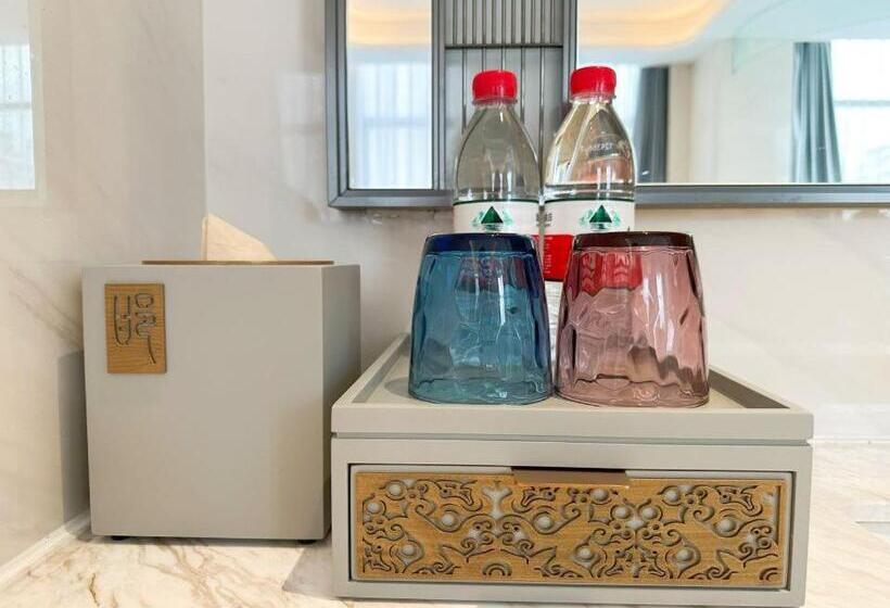 Отель Wyndham Handan Congtai