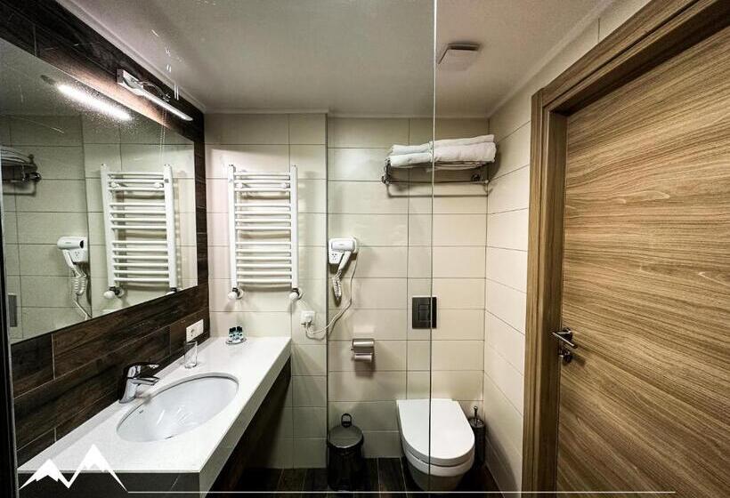 The At “orbi Palace Bakuriani”