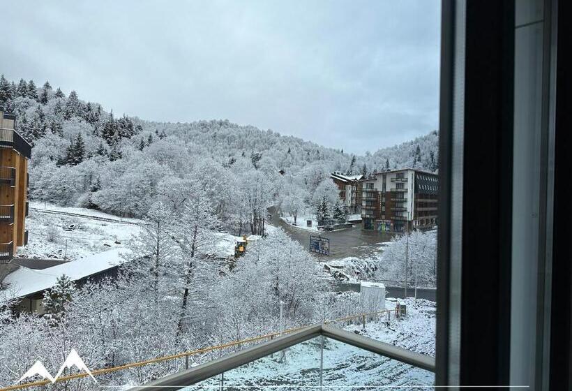 The At “orbi Palace Bakuriani”