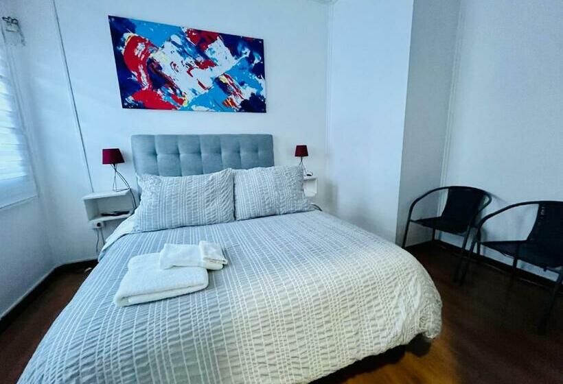 Nomada 870   Hotel Work