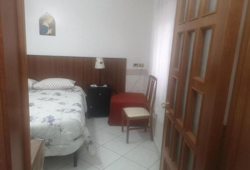 펜션 Antico Portale   Host Roberto