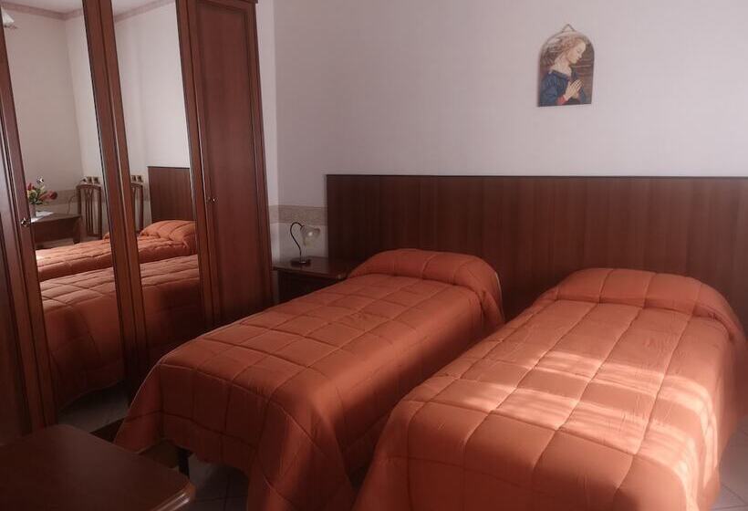 펜션 Antico Portale   Host Roberto