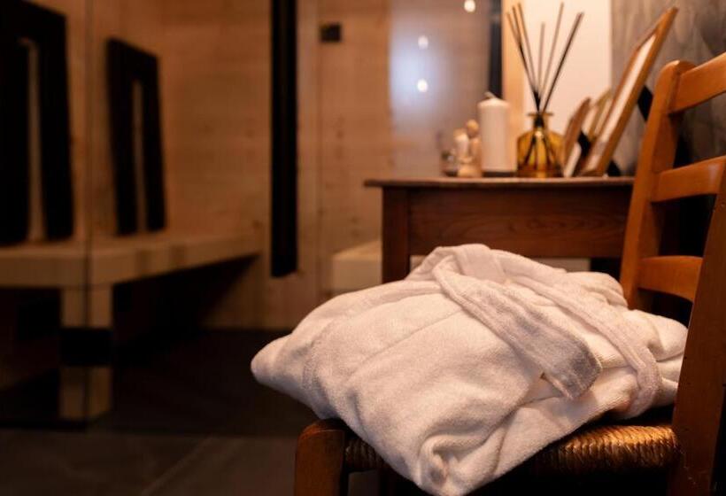 Пансион B&b El Lares   B&b L Avez