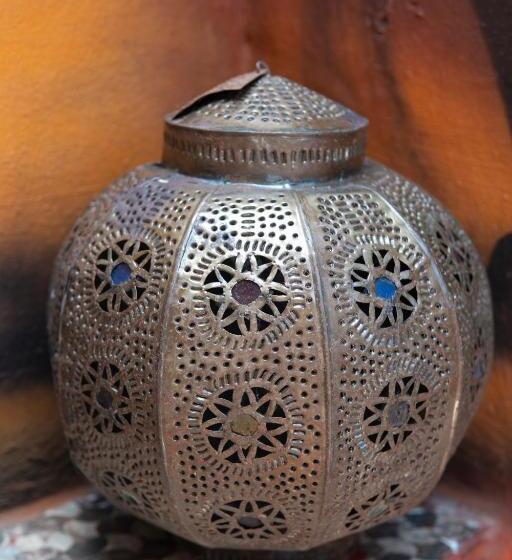 پانسیون Booking And Hosting Medina