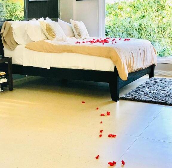 פנסיון Casa De Simone Bagac