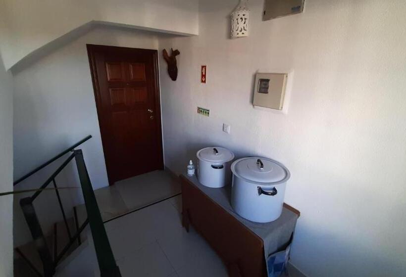 بنسيون Casinha Do Rui