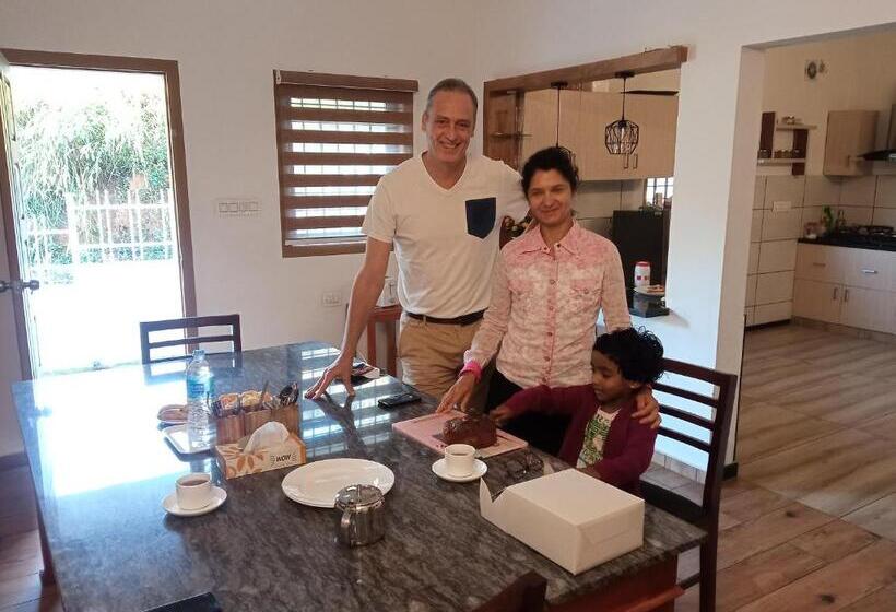 פנסיון Creek Way Munnar