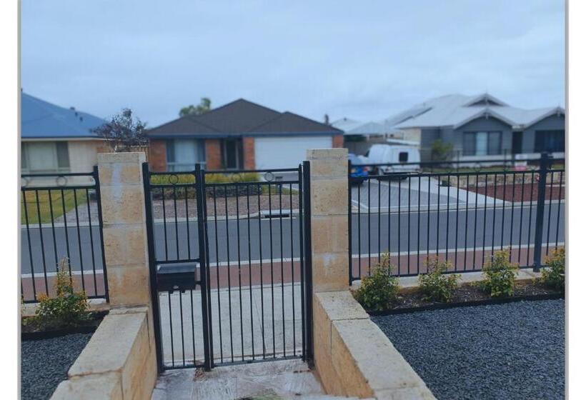 פנסיון Dalyellup Private Guest House Unit