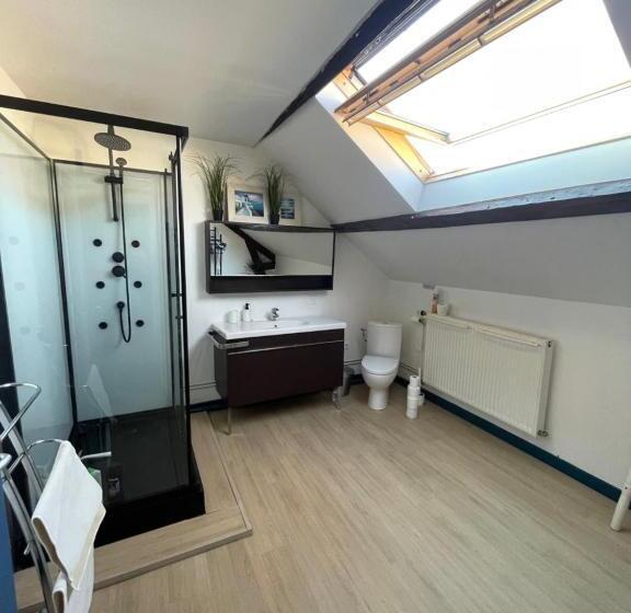 Пансион Douai House