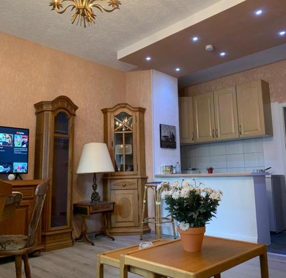 פנסיון Gelsenkirchen Am Flöz