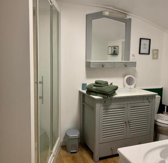 פנסיון Gîte Des Jonchères