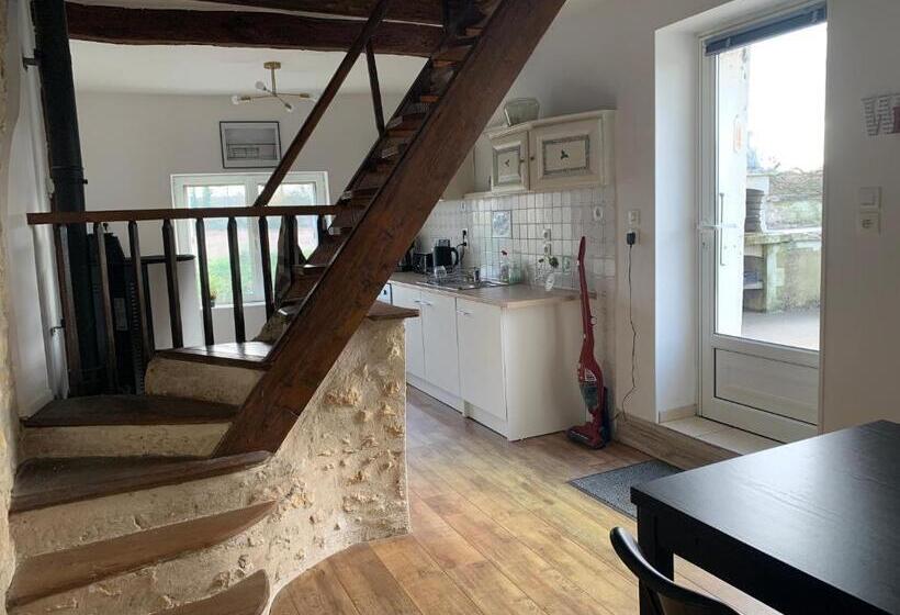 פנסיון Gîte Des Jonchères