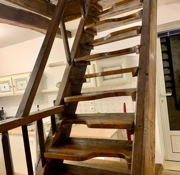 פנסיון Gîte Des Jonchères