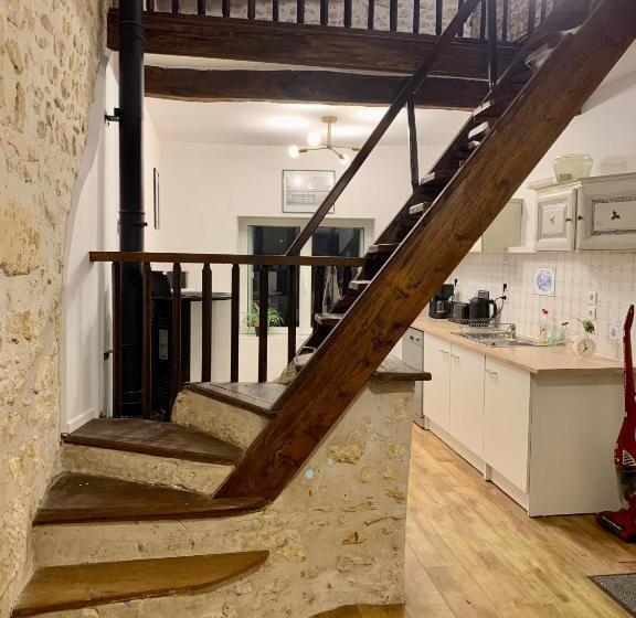 פנסיון Gîte Des Jonchères