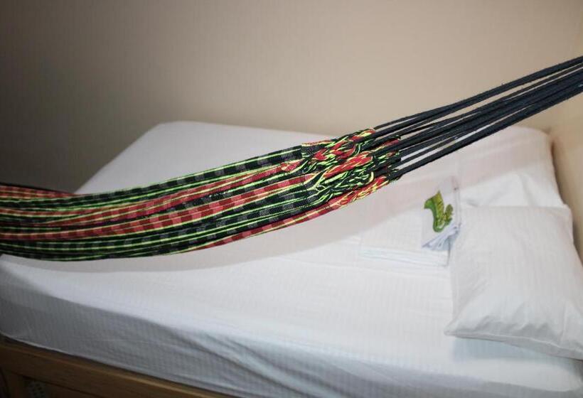 פנסיון Hipilandia Amazonas Hostel