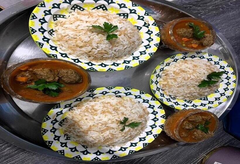 پانسیون Kirakoupolis House & Restaurant