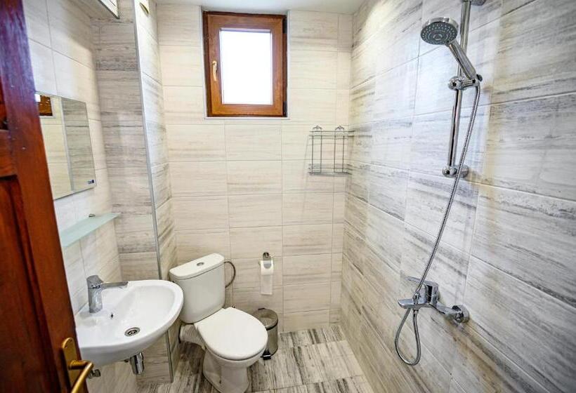 פנסיון Lalev Guest House