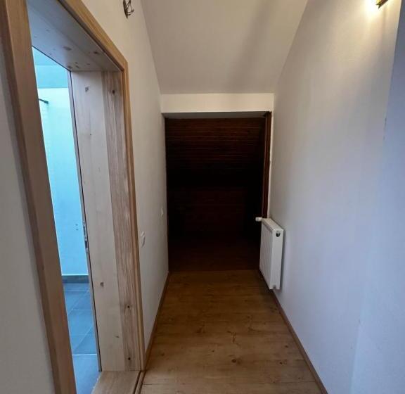 פנסיון Madarasi Sportbázis