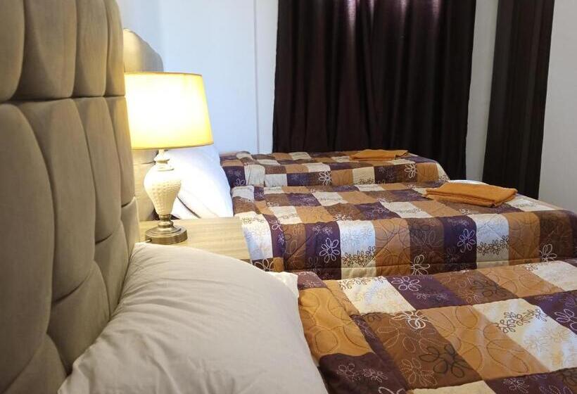 پانسیون The Stunning View