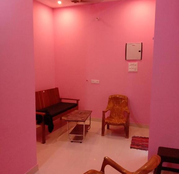 بنسيون Thendral Homes 1bhk