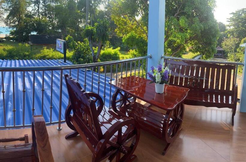 펜션 Twocans Resort Kohmak   Sha