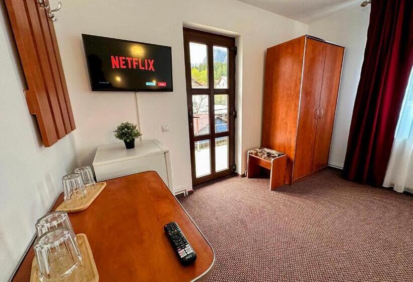 بنسيون Valea Albă View   Self Check In