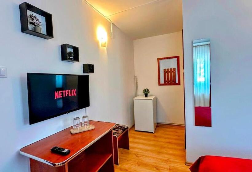 بنسيون Valea Albă View   Self Check In