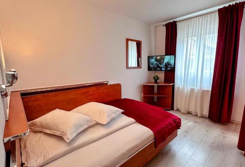 بنسيون Valea Albă View   Self Check In