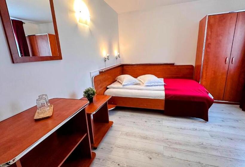 بنسيون Valea Albă View   Self Check In