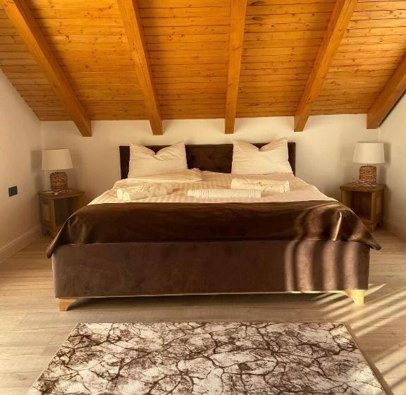 אתר נופש Royal Alpin Crown