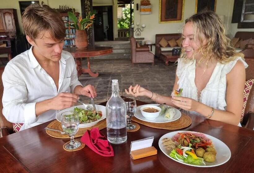 منتجع Sava Eco Retreat