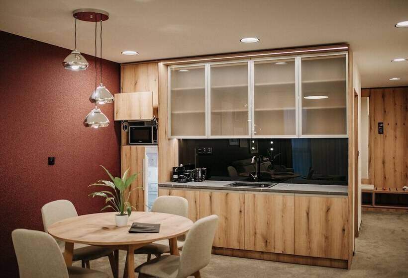 Rm Hotel Wellness&congress