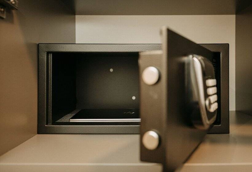 Rm Hotel Wellness&congress