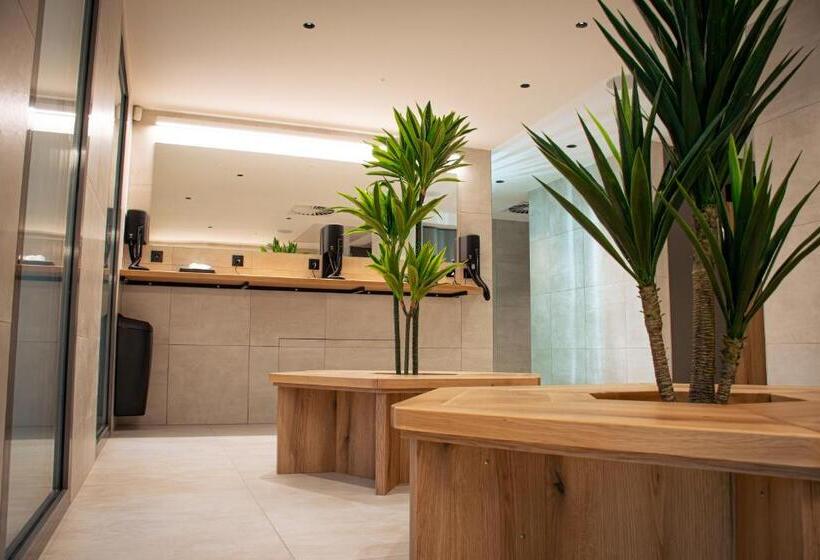 Rm Hotel Wellness&congress